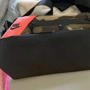 Womens fanny pack